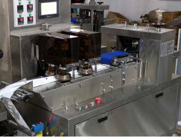 1-10片全自動濕巾機(jī)